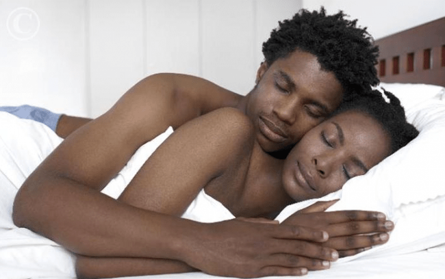 Black-couple-sleeping-in-bed-Photo-Capital-FM
