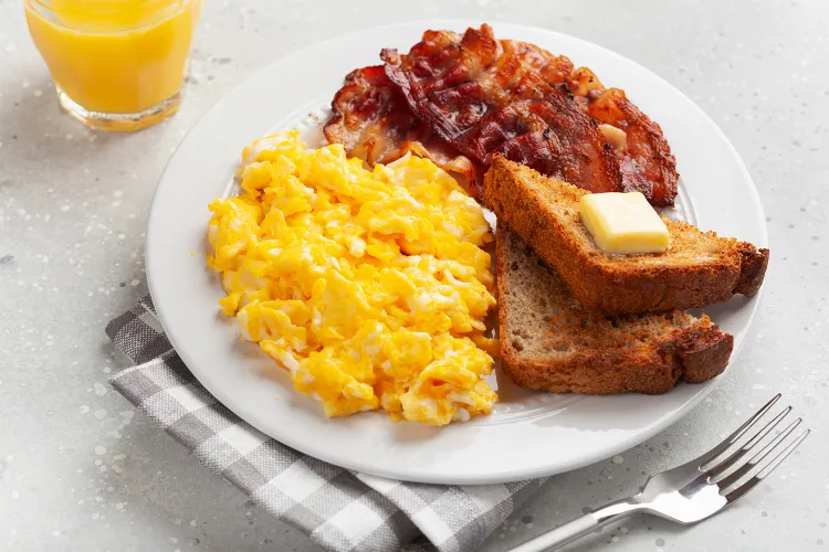 breakfast-plate-090525-b7184777ae594e30add800322e83cb46