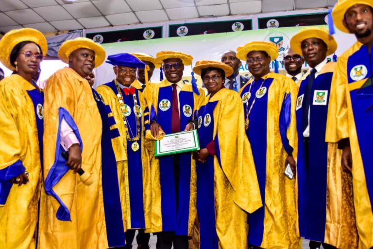 Nigeria-Academy-of-Pharmacy-honours-achievers