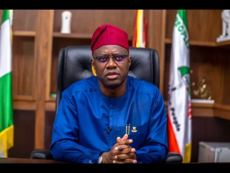 Seyi-Makinde-860x645