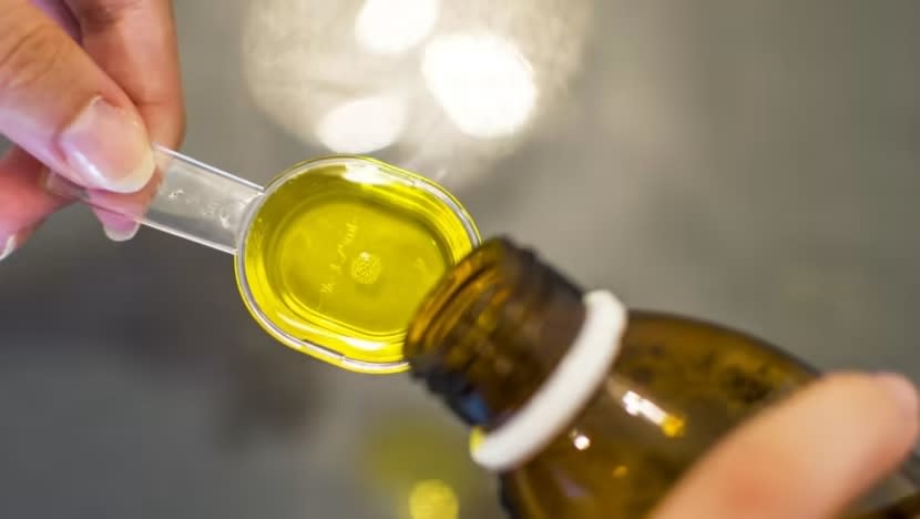 istock-cough-mixture